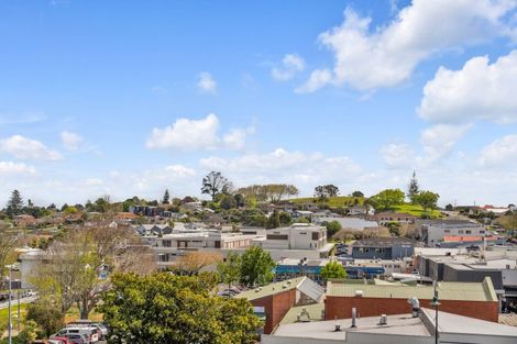 Photo of property in 19/5 Cook Street, Howick, Auckland, 2014
