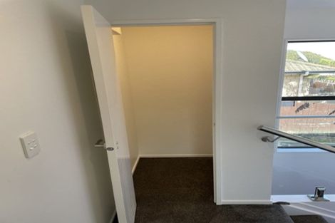 Photo of property in 33d Hillcrest Road, Papatoetoe, Auckland, 2025