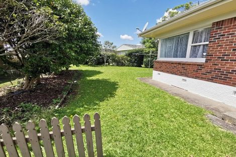Photo of property in 2/76 Wintere Road, Papatoetoe, Auckland, 2025