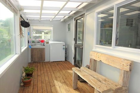 Photo of property in 1 Barber Street, Foxton Beach, Foxton, 4815