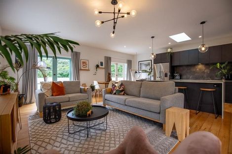 Photo of property in 419 Motutara Road, Muriwai, Waimauku, 0881