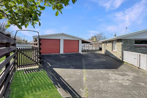 Photo of property in 76 Lethbridge Street, Feilding, 4702
