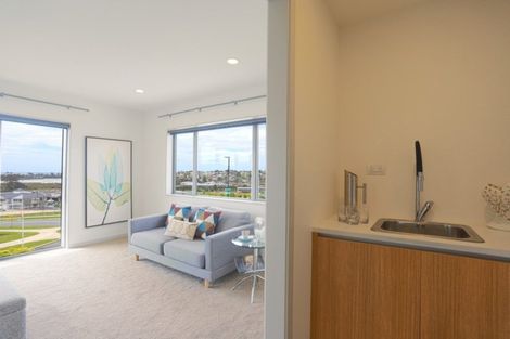 Photo of property in 10 Miller Rise, Silverdale, 0932