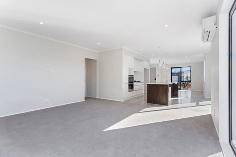 Photo of property in 17 Kuku Avenue, Red Beach, 0932