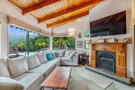 Photo of property in 1075 Huia Road, Huia, Auckland, 0604