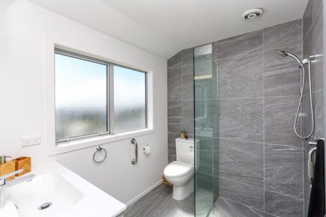 Photo of property in 20 Findlay Street, Moturoa, New Plymouth, 4310