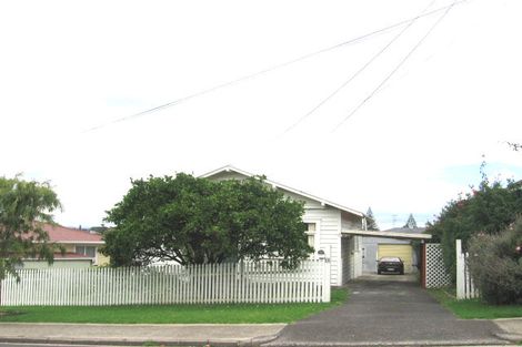 Photo of property in 64 Hamlin Road, Mount Wellington, Auckland, 1060