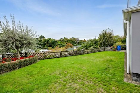 Photo of property in 17 Nevada Drive, Merrilands, New Plymouth, 4312