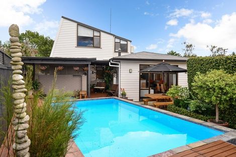 Photo of property in 38 Knighton Road, Hillcrest, Hamilton, 3216