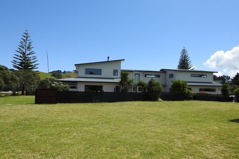 Photo of property in 1 Otautu Wharf Road, Colville, Coromandel, 3584