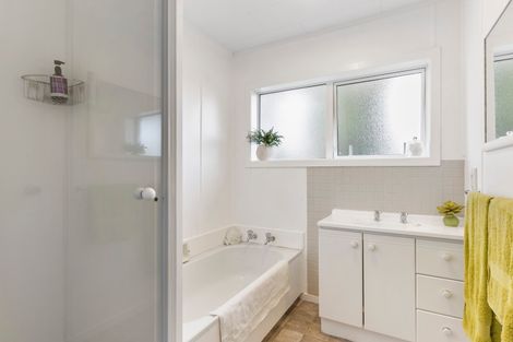 Photo of property in 20 Buckland Road, Tuakau, 2121