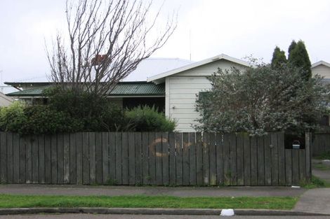 Photo of property in 53 Lombard Street, Palmerston North, 4410