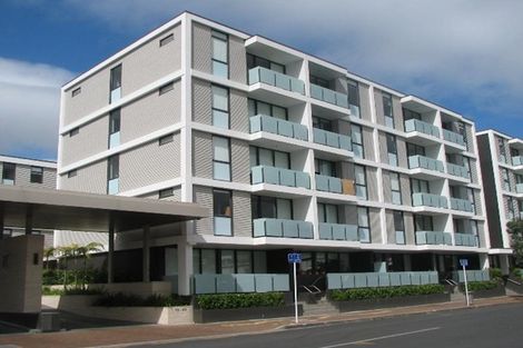 Photo of property in Halsey Apartments At Lighter Quay, 112/77 Halsey Street, Auckland Central, Auckland, 1010