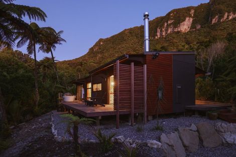 Photo of property in 8 Hartmount Place, Te Miko, Punakaiki, 7873