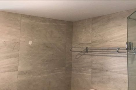 Photo of property in 2 Veneta Close, Flat Bush, Auckland, 2019