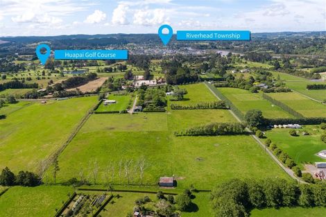 Photo of property in 76 Riverland Road, Kumeu, 0892