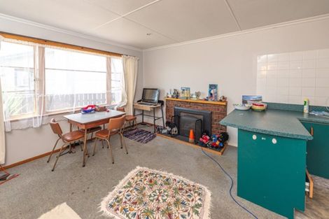 Photo of property in 39 Hood Street, Castlecliff, Whanganui, 4501