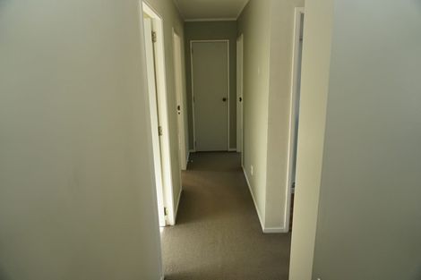 Photo of property in 2/28 De Quincey Terrace, Highland Park, Auckland, 2010