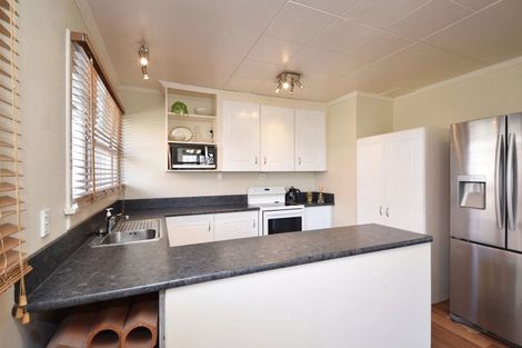 Photo of property in 16 Herriot Street, Richmond, Invercargill, 9810