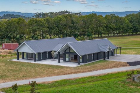 Photo of property in 22 Riverside Way, Clevedon, 2585