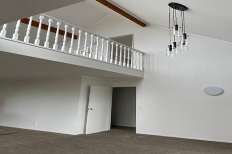 Photo of property in 2/14 Rakaia Rise, Clover Park, Auckland, 2019