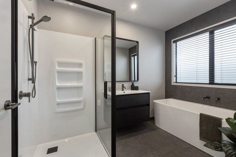 Photo of property in 56 Tironui Drive, Taradale, Napier, 4112