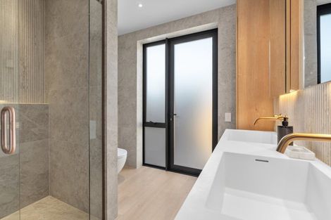 Photo of property in 21 Packer Road, Wanaka, 9382