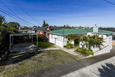 Photo of property in 553 Richardson Road, Mount Roskill, Auckland, 1041