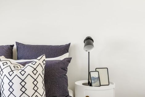 Photo of property in 11/2 Moor Avenue, Te Atatu Peninsula, Auckland, 0610