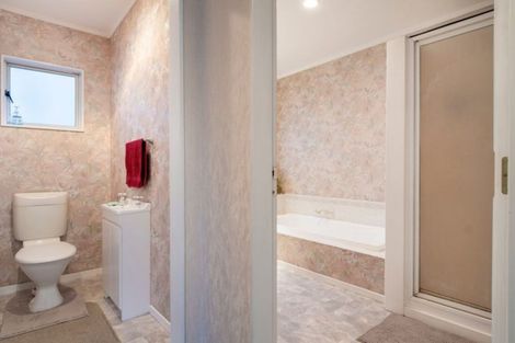 Photo of property in 16 Astor Place, Welcome Bay, Tauranga, 3112