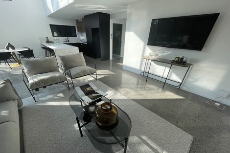 Photo of property in 4 Halyard Place, Te Atatu Peninsula, Auckland, 0610