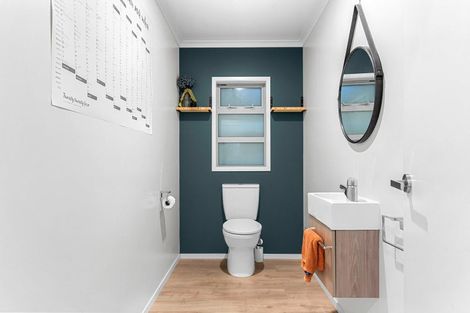 Photo of property in 16 Leslie Street, Mangawhai, 0505