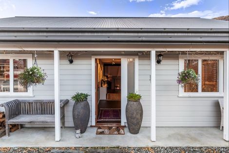 Photo of property in 10 Suffolk Street, Arrowtown, 9302