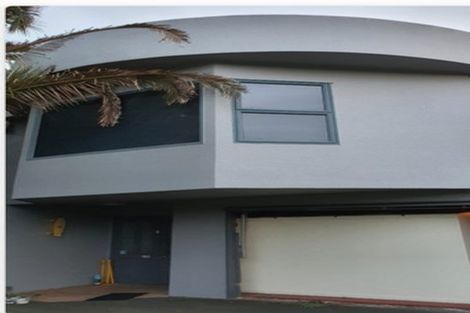 Photo of property in 41a Tui Glen Road, Birkenhead, Auckland, 0626