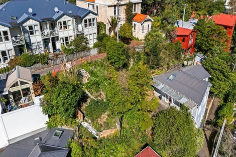 Photo of property in 12 Glenbervie Terrace, Thorndon, Wellington, 6011