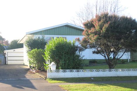 Photo of property in 80 Morrow Avenue, St Andrews, Hamilton, 3200