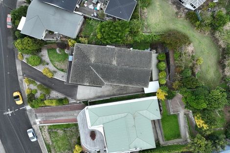 Photo of property in 11 Findlay Street, Moturoa, New Plymouth, 4310