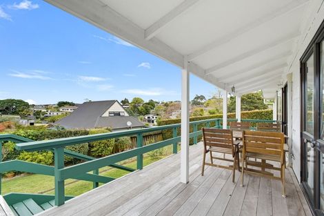 Photo of property in 42 Polkinghorne Drive, Manly, Whangaparaoa, 0930