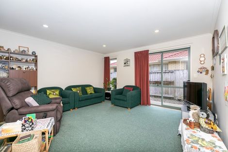 Photo of property in 7 Nobleman Place, Hamilton East, Hamilton, 3216