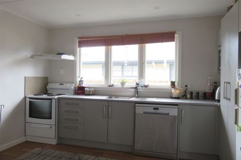 Photo of property in 70 Mckenzie Street, Geraldine, 7930