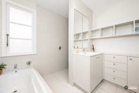 Photo of property in 16 Myrtle Street, Hutt Central, Lower Hutt, 5010