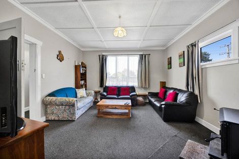 Photo of property in 15 High Street, Eltham, 4322