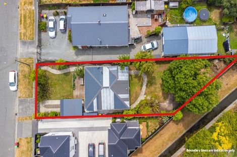 Photo of property in 132 Olliviers Road, Phillipstown, Christchurch, 8011