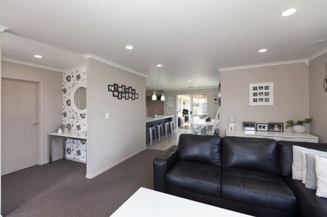 Photo of property in 92 Stirling Drive, Morrinsville, 3300