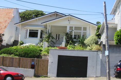 Photo of property in 41 Glen Road, Kelburn, Wellington, 6012