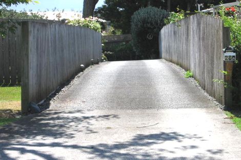 Photo of property in 87 Cliff View Drive, Green Bay, Auckland, 0604