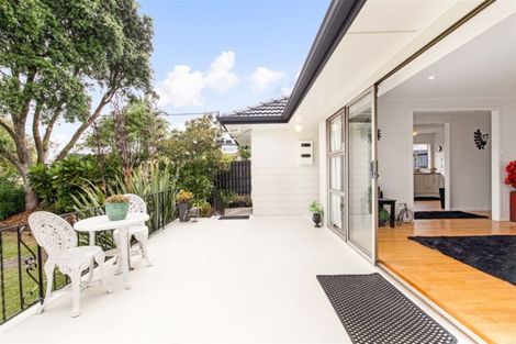 Photo of property in 14 Daytona Road, Henderson, Auckland, 0610