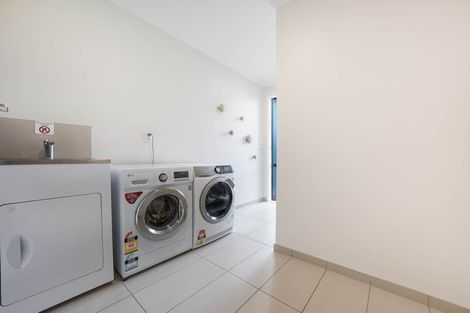 Photo of property in 40 Buckley Avenue, Hobsonville, Auckland, 0616