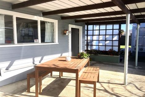 Photo of property in 18 Meta Street, Takapau, 4203