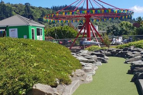 Photo of property in 65 Broadway, Picton, 7220